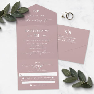 Invitation Tout En Un Monogramme simple Dusty Mauve Mariage rose