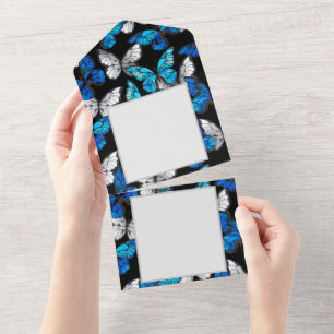 Invitation Tout En Un Motif sans couture sombre avec papillons bleus Mor