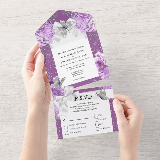 Invitation Tout En Un Papillon parties scintillant argent violet papillo (Déchirure)