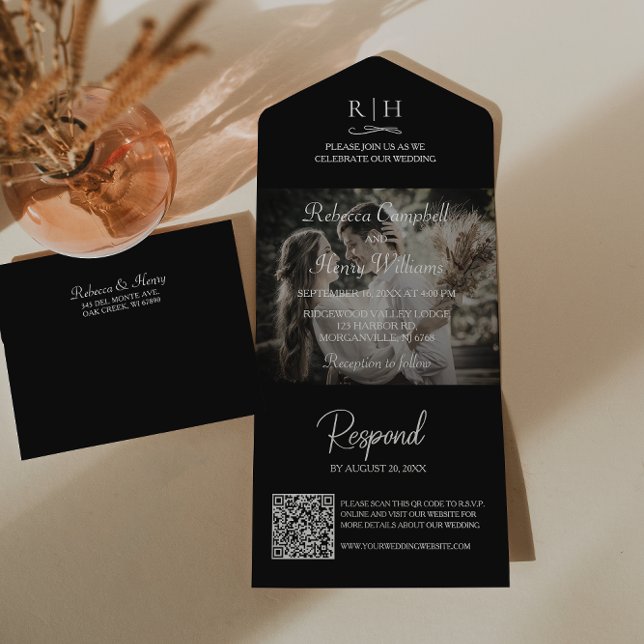 Invitation Tout En Un Photo de mariage noir | Code QR monogramme (Save money and time. This all-in-one invitation includes a QR code for guests to easily RSVP online.)