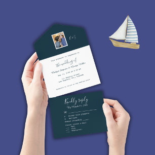 Invitation Tout En Un photo monogramme bleu marine du couple côtier blan