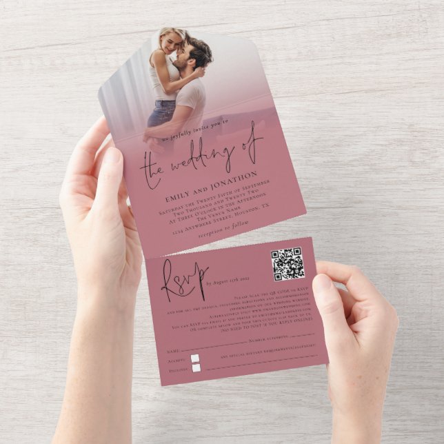 Invitation Tout En Un Photo Overlay QR Code Rose Gold Script Mariage (Déchirure)