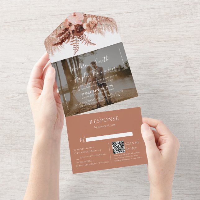 Invitation Tout En Un Photo Russe QR Code Boho Terracotta Mariage (Déchirure)