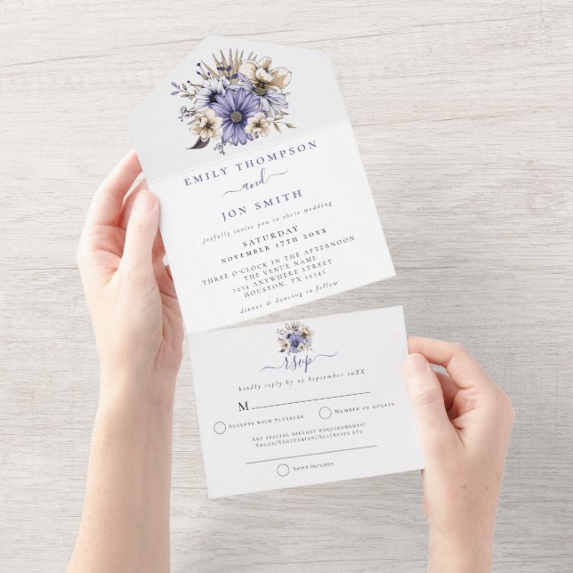 Invitation Tout En Un Purple Florals Mariage Adresses d'invité (Déchirure)