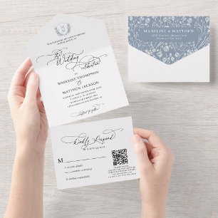 Invitation Tout En Un QR Code Dusty Blue Floral Crest Monogram Mariage