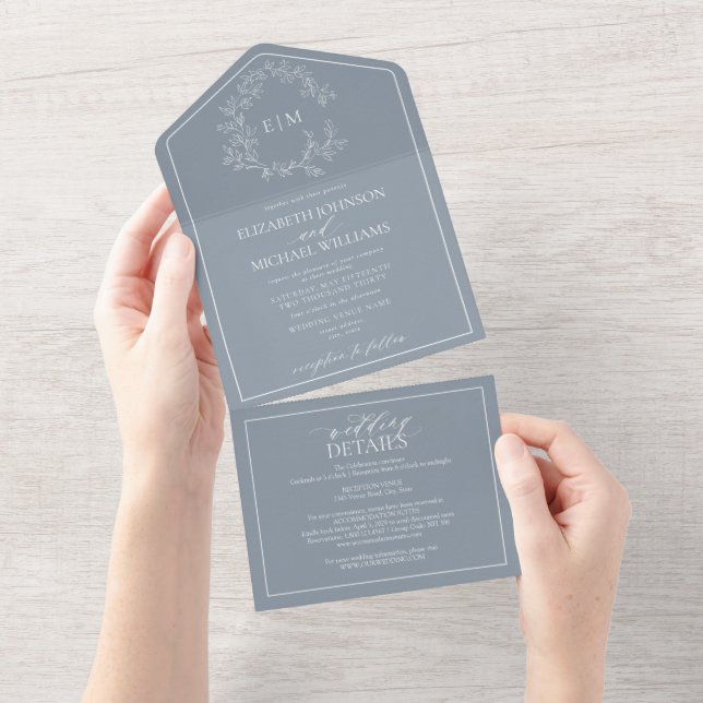 Invitation Tout En Un QR Code Dusty Blue Leafy Crest Monogram Mariage (Déchirure)