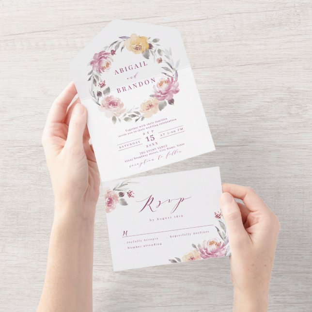 Invitation Tout En Un Romantique jardin mauve fleurs mariage (Déchirure)