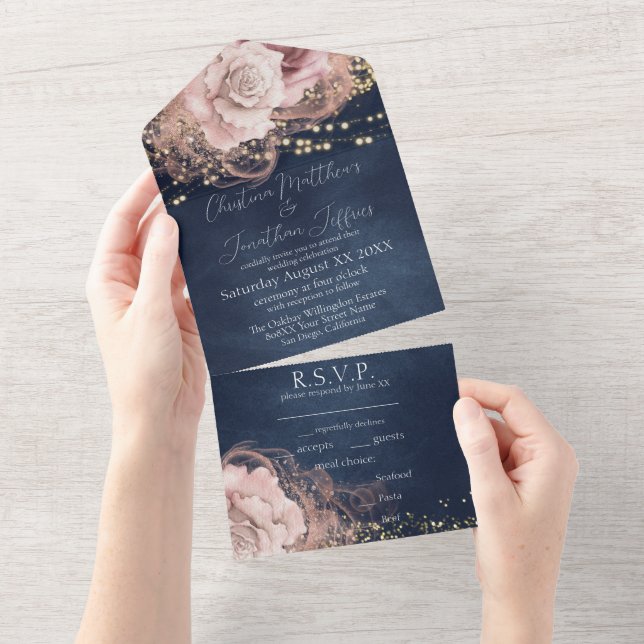 Invitation Tout En Un Roses d'aquarelle romantique sur Dark Navy (Déchirure)