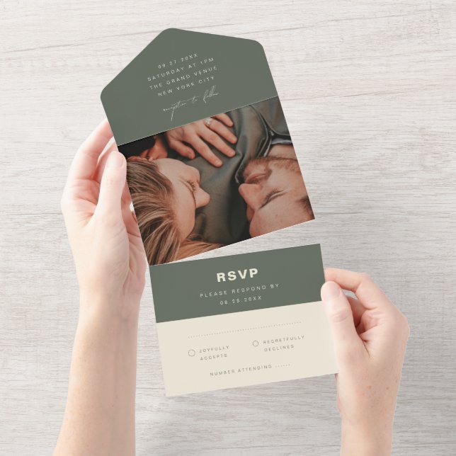 Invitation Tout En Un Sage foncé Simple moderne minimaliste Mariage (Déchirure)