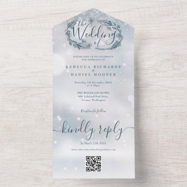 Invitation Tout En Un Snowflake Rustique Floral QR Code Mariage (À l'intérieur)
