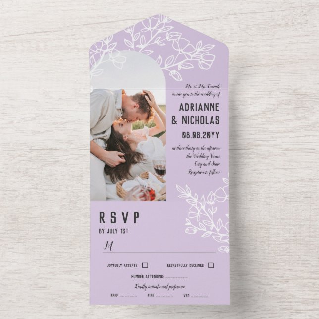 Invitation Tout En Un Succursales en fleurs blanches violettes Mariage p (À l'intérieur)