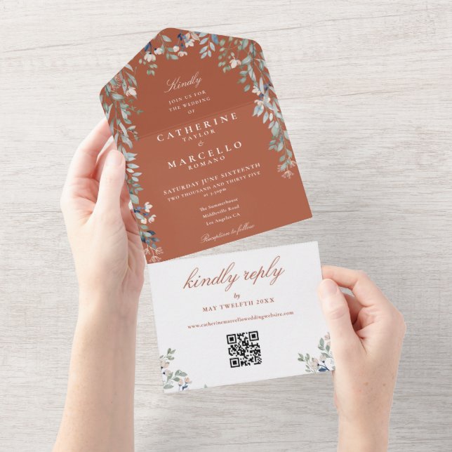 Invitation Tout En Un Terracotta Floral Greenery QR Code Mariage (Déchirure)