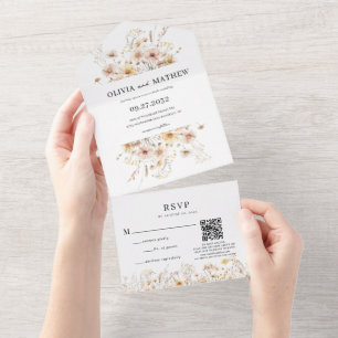 Invitation Tout En Un Whimsical Rustic Meadow Fleur sauvage QR Code Mari