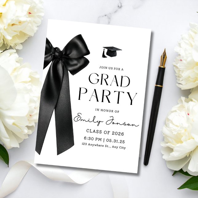 Invitation Trendy Black Bow Graduation Party Coquette Grad  (Créateur téléchargé)