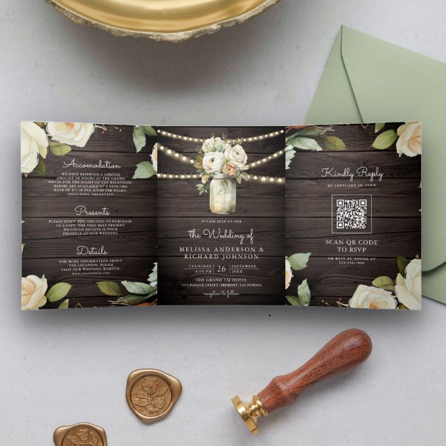 Invitation Trois Volets Bois rustique Roses blanches Mason Jar QR Code Mar (Créateur téléchargé)