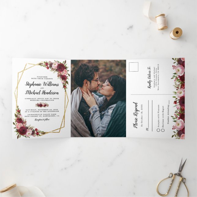 Invitation Trois Volets Bourgogne - Photo Florale en un seul Mariage (Intérieur)