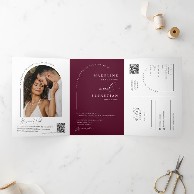 Invitation Trois Volets Burgundy Modern Minimal Arch Photo QR Code Wedding (Intérieur)