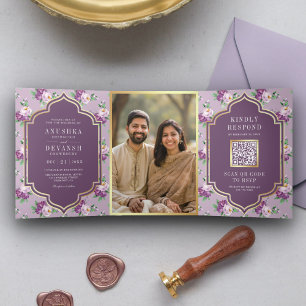 Invitation Trois Volets Code QR à motif floral violet Mariage indien