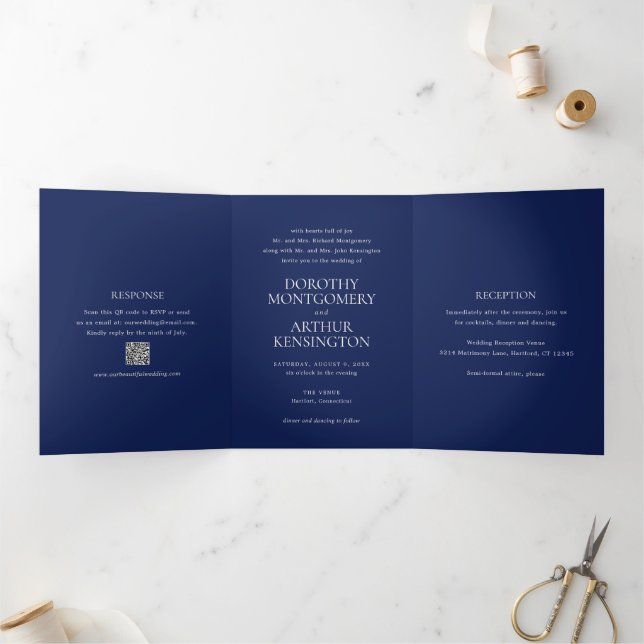 Invitation Trois Volets Code QR bleu marine moderne Mariage élégant (Intérieur)