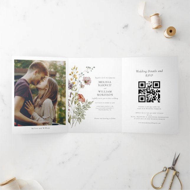 Invitation Trois Volets Élégant Fleur sauvage photo Boho Mariage (Intérieur)