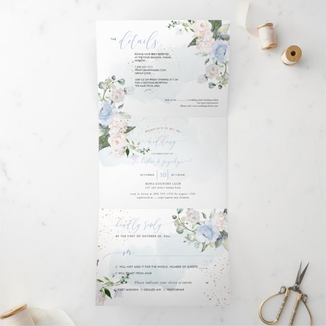 Invitation Trois Volets Elégant Rustique Dusty Roses d'aquarelle bleu (Intérieur)