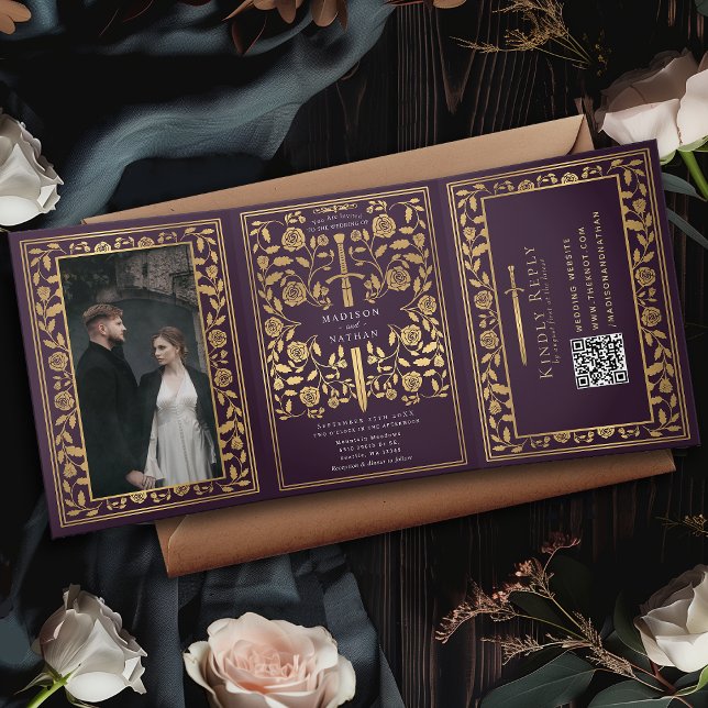 Invitation Trois Volets Enregistrer le code QR du Mariage de l'épée médiév (Créateur téléchargé)