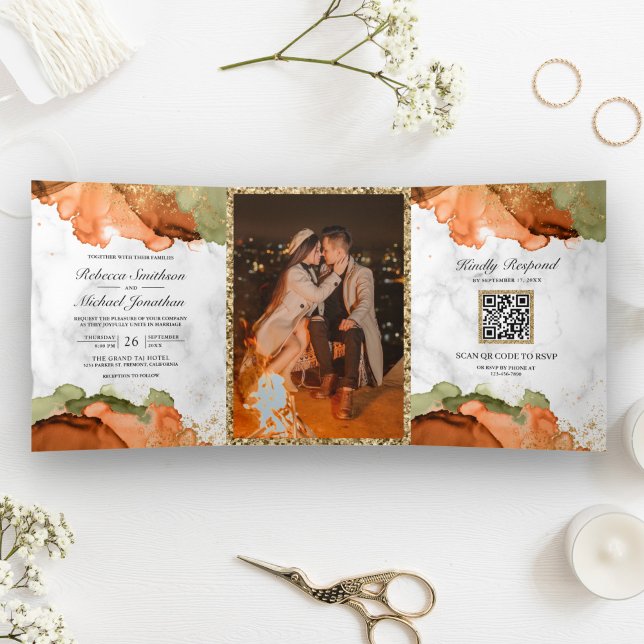 Invitation Trois Volets Mariage de code QR Abstrait en terre cuite moderne (Créateur téléchargé)