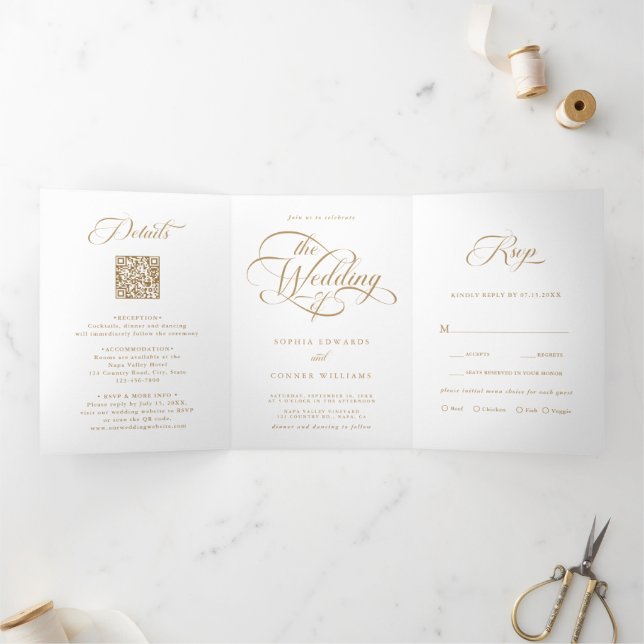 Invitation Trois Volets Mariage de script élégant Gold Delicate (Intérieur)
