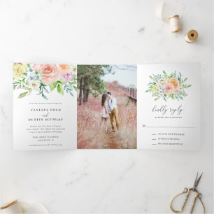 Invitation Trois Volets Mariage élégant et floral moderne Peach