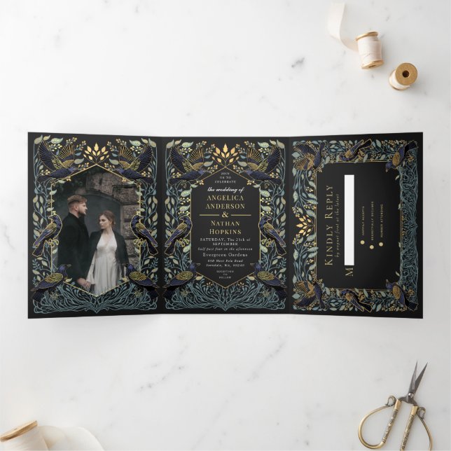 Invitation Trois Volets Mariage floral corbeau gothique enchanté (Intérieur)