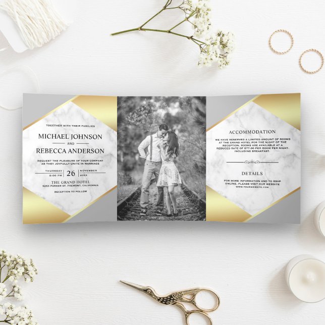 Invitation Trois Volets Mariage photo de Marbre blanc géométrique Gold Foi (Créateur téléchargé)