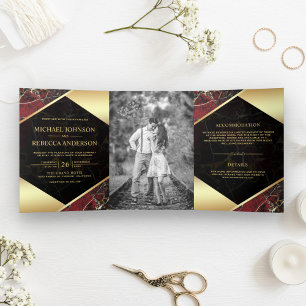 Invitation Trois Volets Mariage photo en marbre rouge bordeaux géométrique