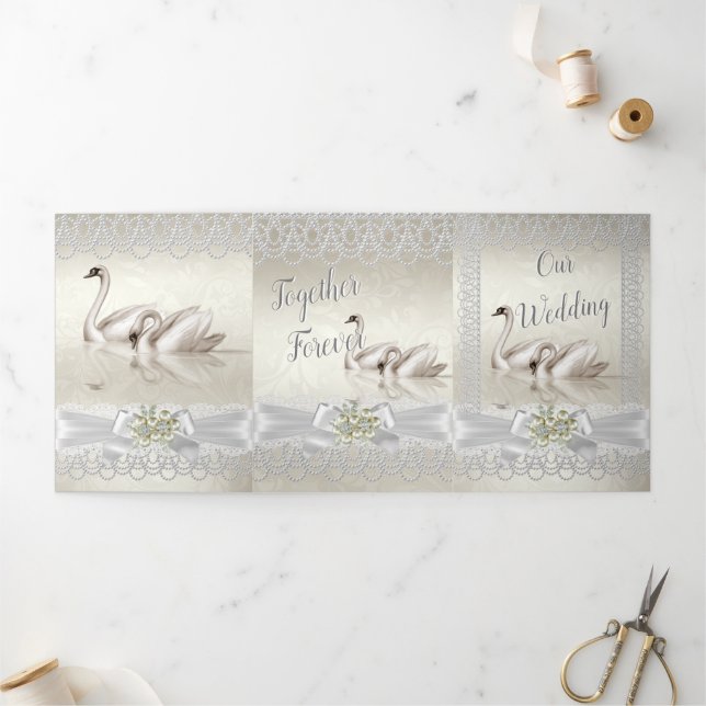 Invitation Trois Volets Mariage White Swans Crème Pearl Lace Damask 3 (Extérieur)