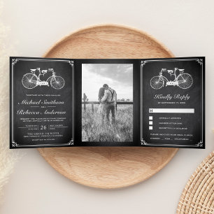 Invitation Trois Volets Photo de mariage à vélo tandem sur tableau noir vi
