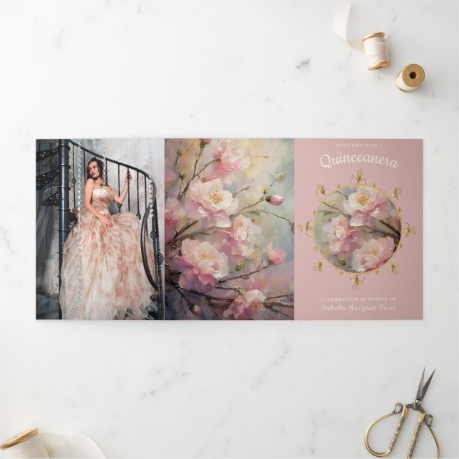 Invitation Trois Volets Quinceanera or et fleurs (Extérieur)