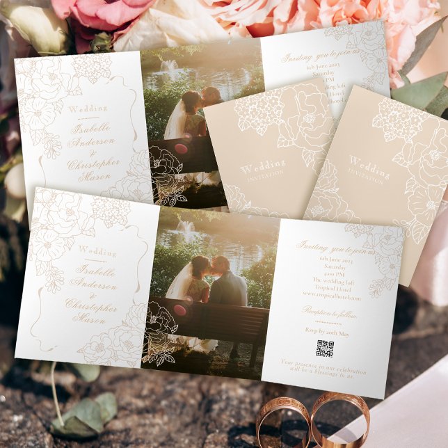 Invitation Trois Volets Romantic Wedding Peonies Delicate Ivory White (Créateur téléchargé)