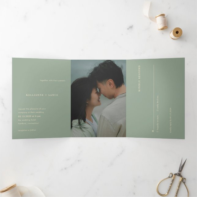 Invitation Trois Volets Sage Green Simple Photo Modern Wedding (Intérieur)