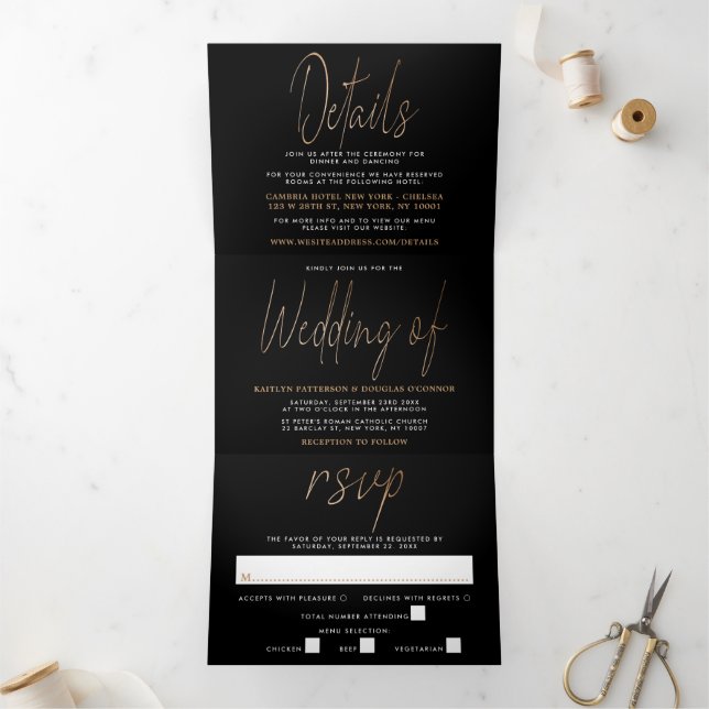 Invitation Trois Volets Suite Mariage de script Gold Foil moderne (Intérieur)