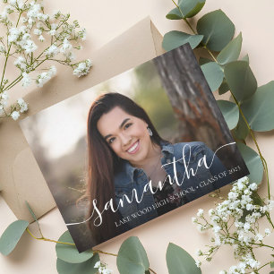 Invitation Typographie de script moderne Photo Graduation Par