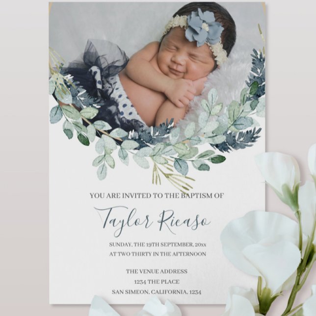 Invitation Typographie manuscrite de script Baptême de couron (Handwritten Script Typography Wreath Baptism Invitation from Ricaso Add your own photo and text)