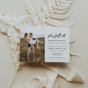 Invitation Typographie moderne Nous faisons encore des photos