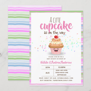 Invitation Un Beau Cupcake Est Sur Le Chemin Saupoudrant Les
