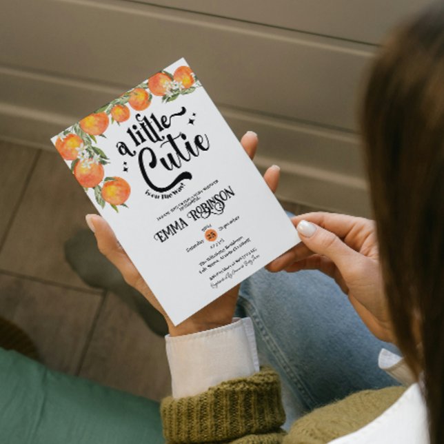 Invitation Un Petit Cutie Est Sur Le Chemin Baby shower Orang (A Little Cutie Is on The Way Oranges Baby Shower invite summer citrus lemon theme fresh for her mum)
