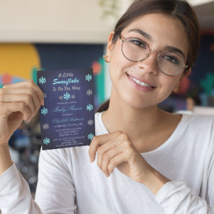 Invitation Un Petit Flocon De Neige Se Trouve Sur Le Chemin D