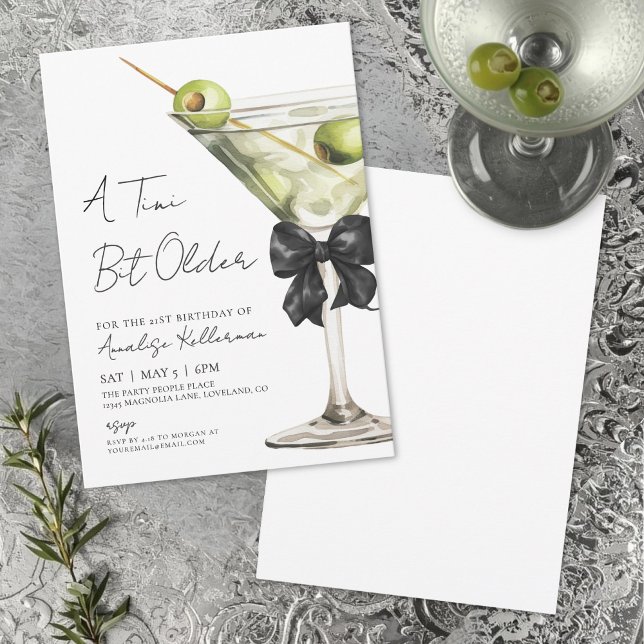 Invitation Un tout petit peu plus vieille Soirée d'anniversai (A Tini Bit Older Bow Martini Birthday Party Invitation)