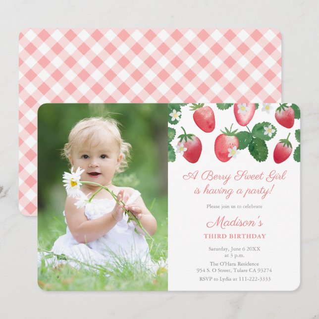 Invitation Une Berry Sweet Girl Fraise Thème de fête Photo (Devant / Derrière)