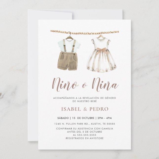 Invitation Vêtements de bébé neutres en espagnol Révélation d (Devant)