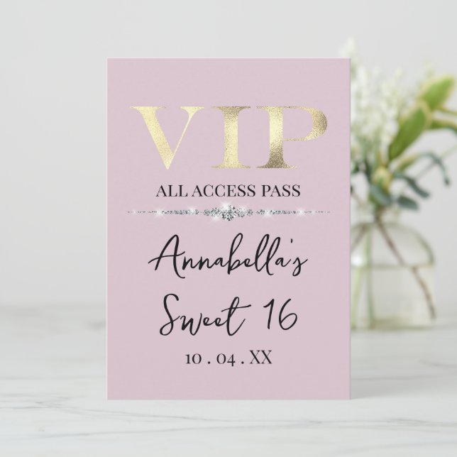 Invitation VIP or glamour sur rose (Debout devant)