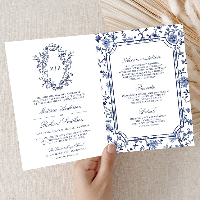 Invitation White and Blue Chinoiserie Crest QR Code Wedding (Créateur téléchargé)