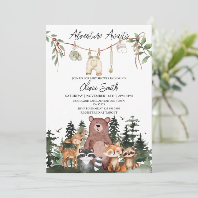 Invitation Woodland Animals Adventure Awaits Baby Shower (Debout devant)